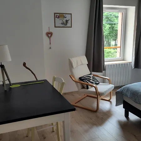 Des Ecureuils Apartment